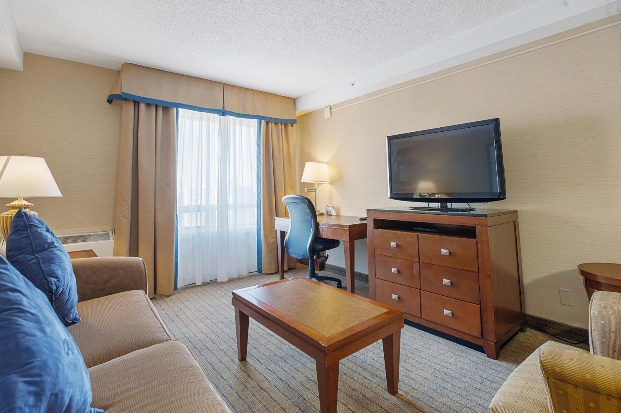 Sandman Hotel & Suites London Downtown Екстериор снимка