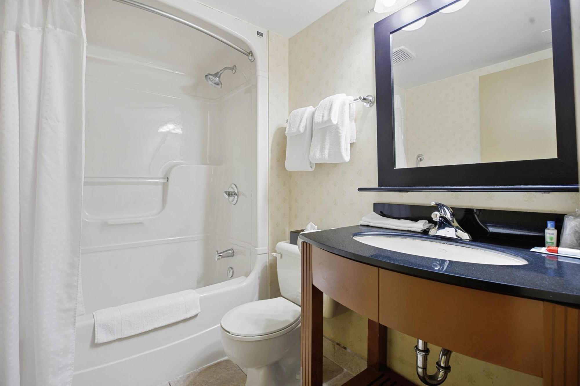 Sandman Hotel & Suites London Downtown Екстериор снимка