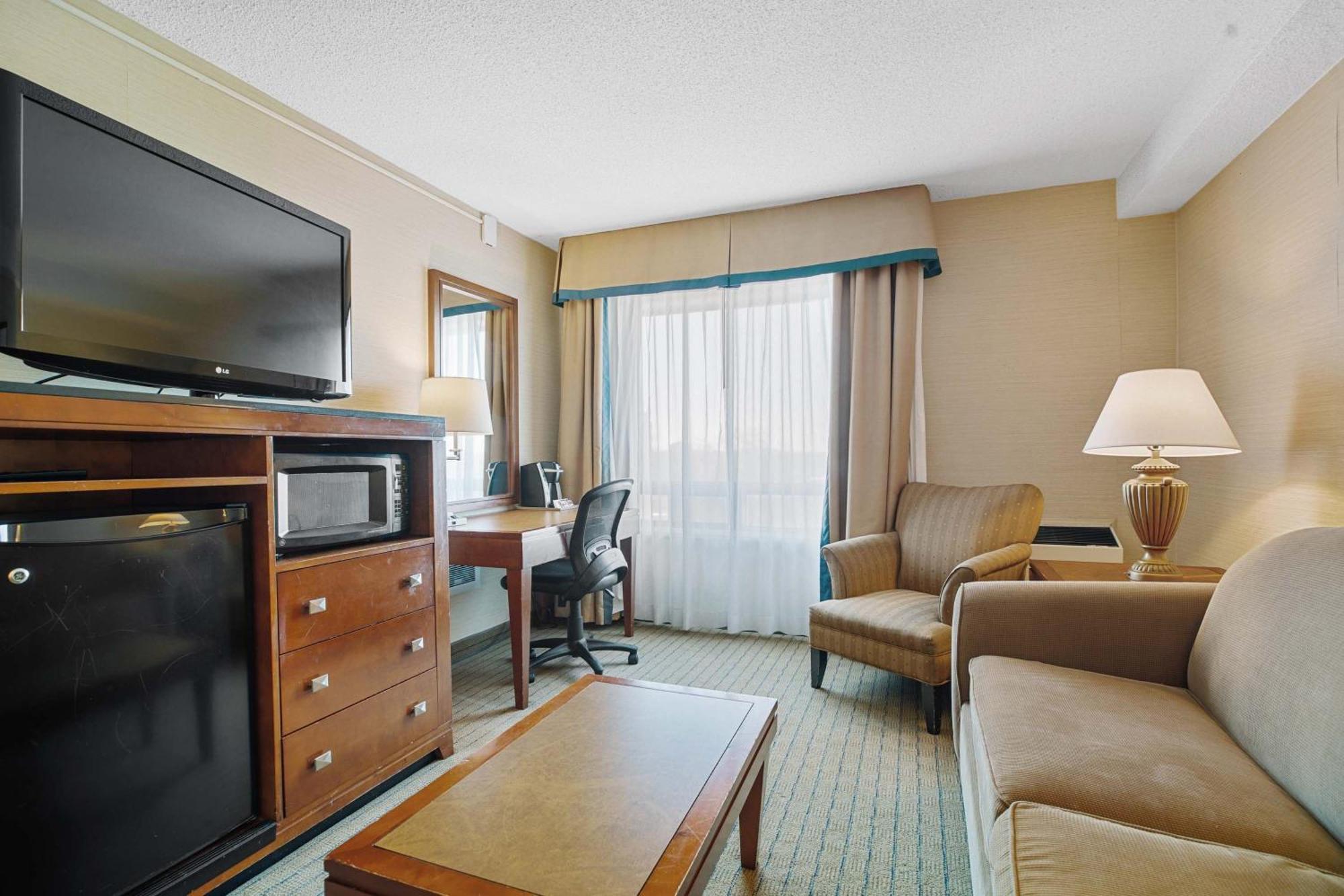 Sandman Hotel & Suites London Downtown Екстериор снимка