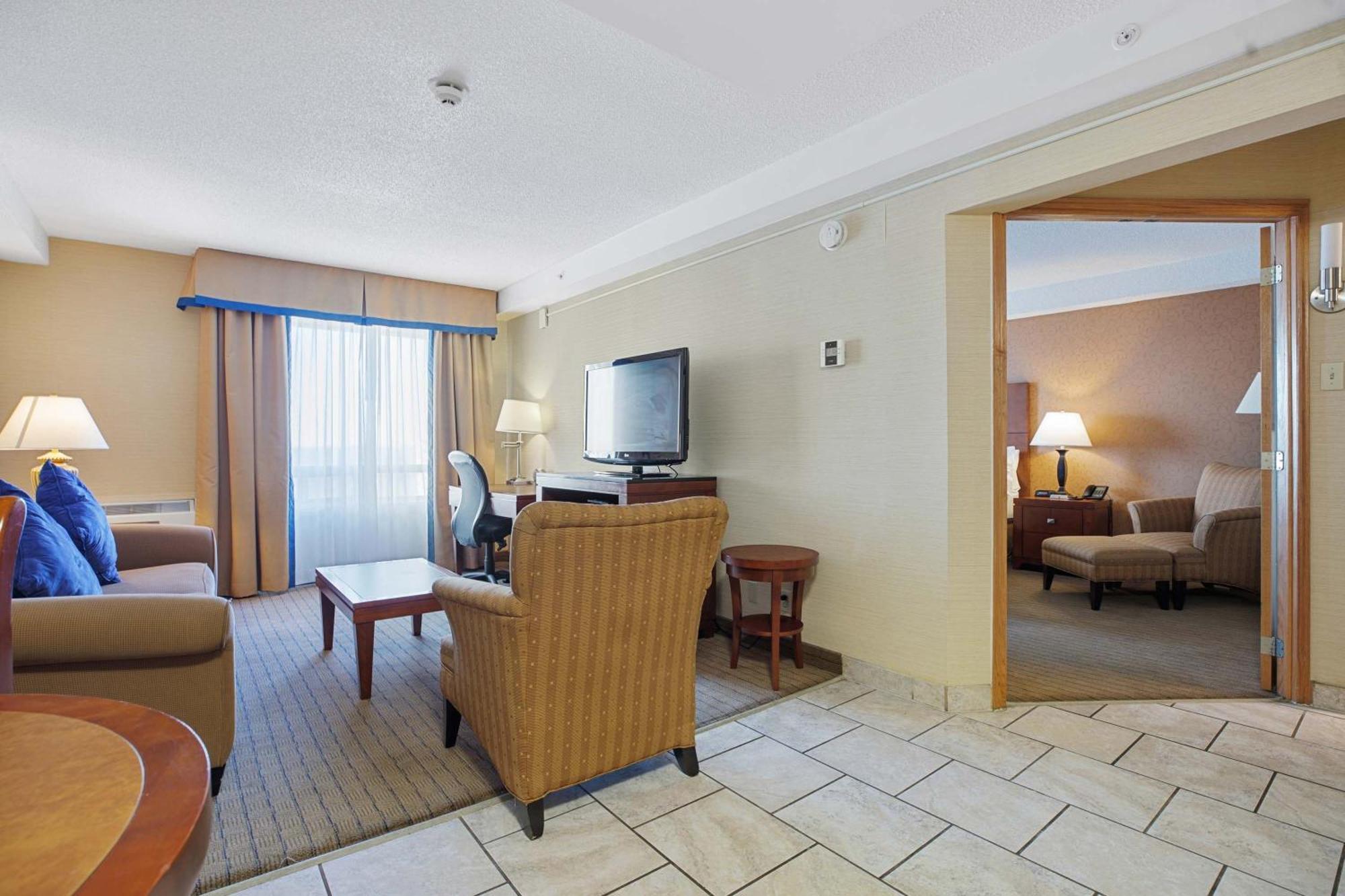 Sandman Hotel & Suites London Downtown Екстериор снимка