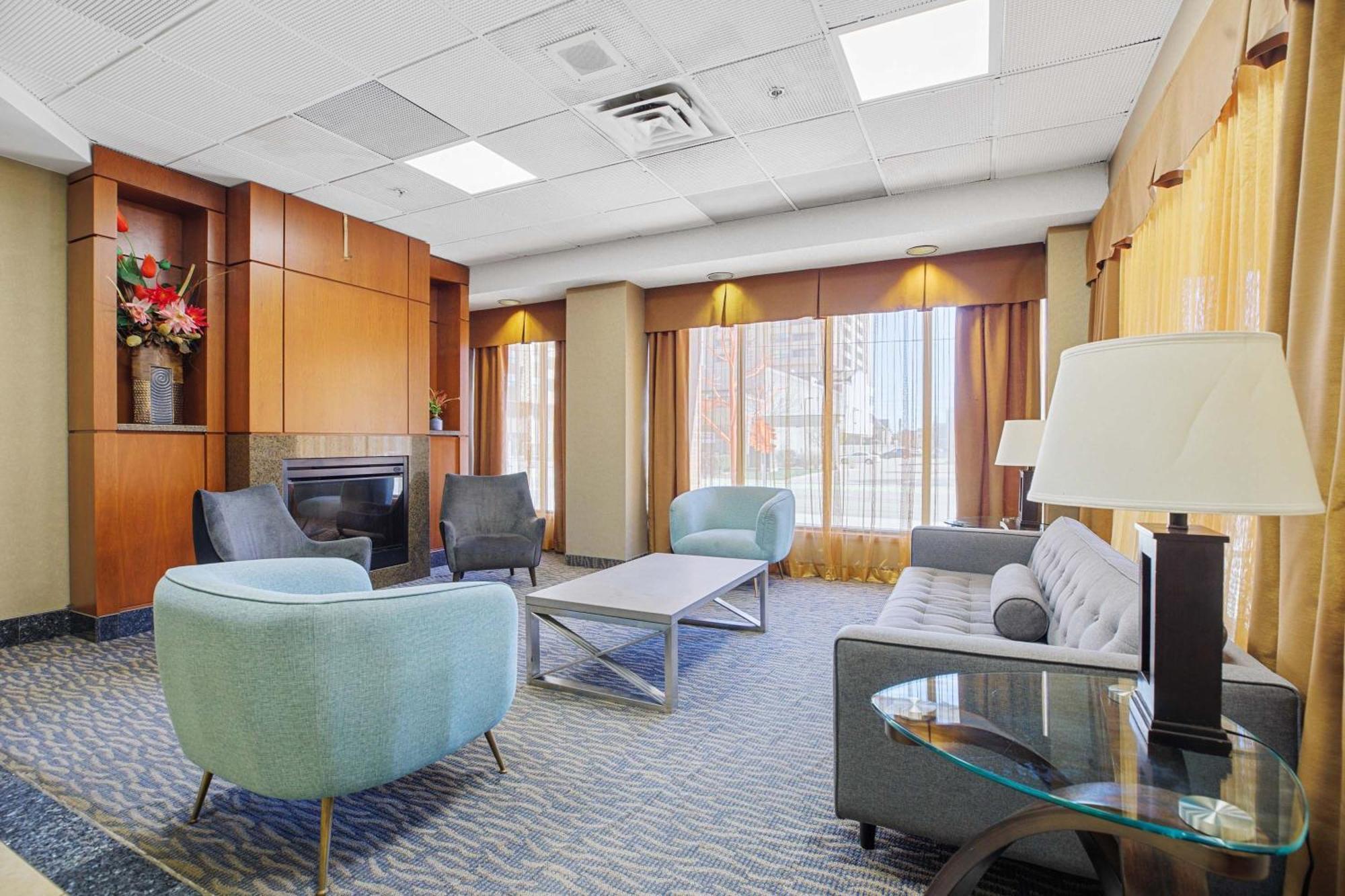 Sandman Hotel & Suites London Downtown Екстериор снимка