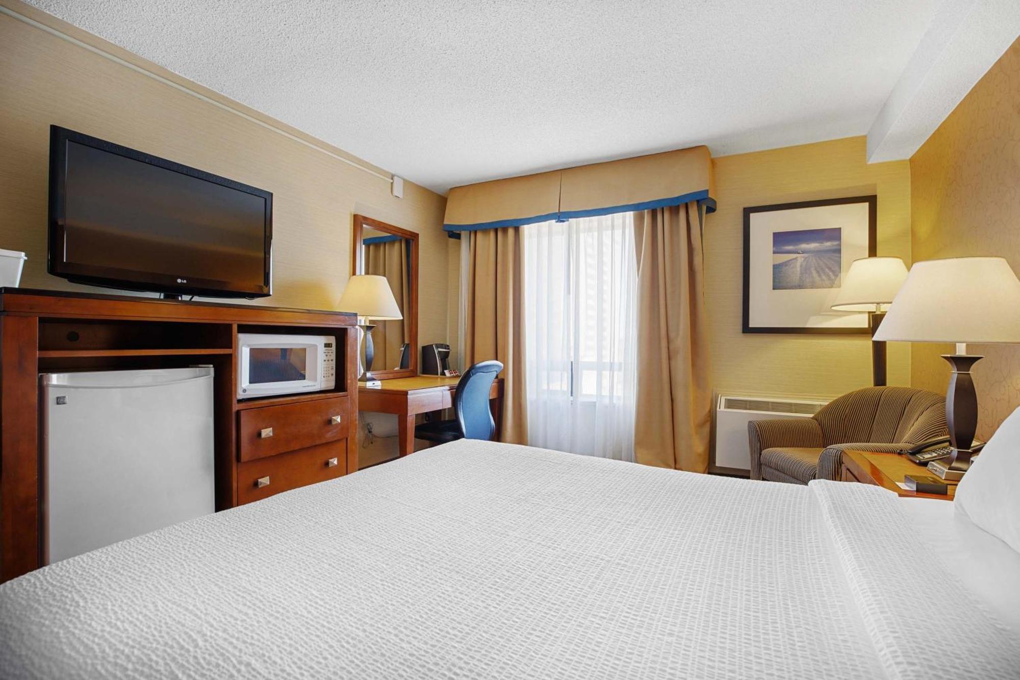Sandman Hotel & Suites London Downtown Екстериор снимка