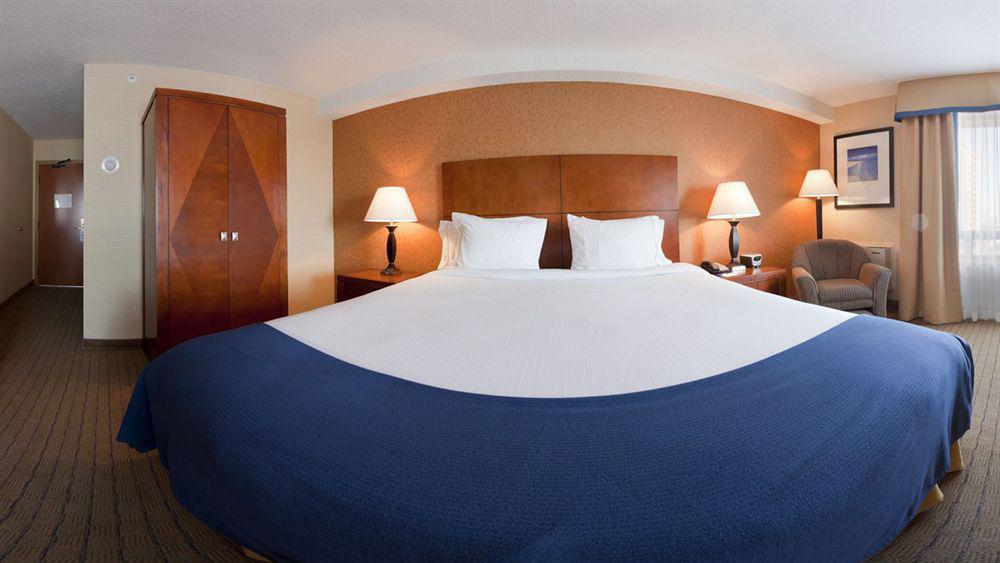 Sandman Hotel & Suites London Downtown Екстериор снимка
